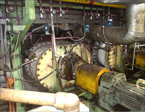 Steering roll type